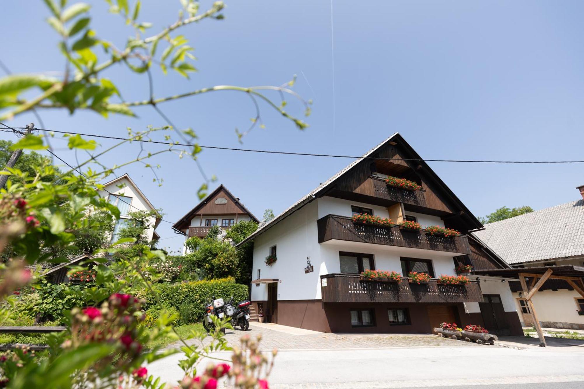 Apartments Pri Urhu Bohinj Ngoại thất bức ảnh